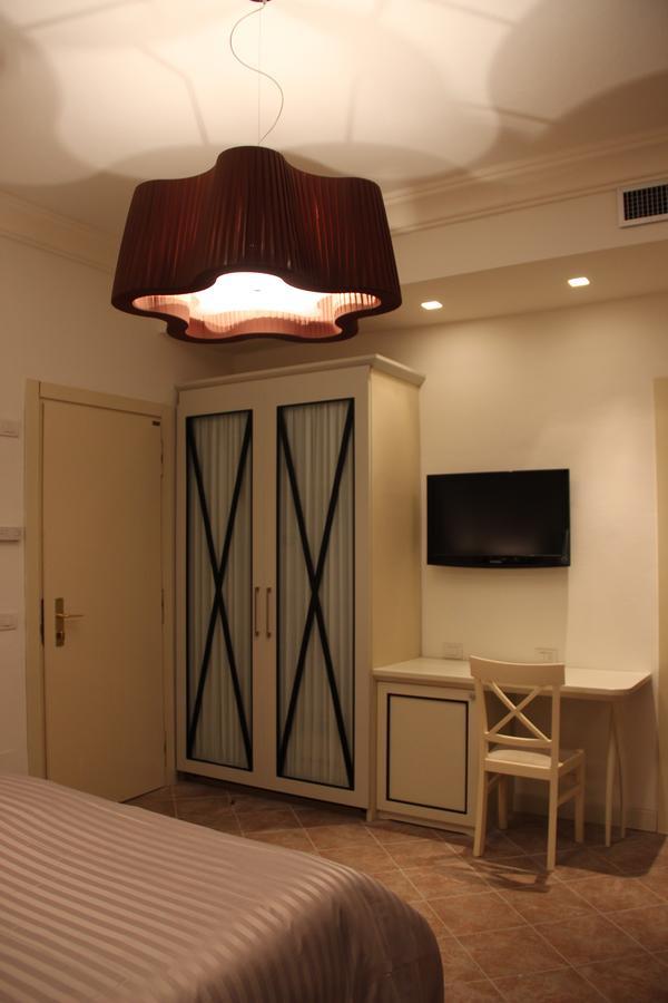 Hotel Doge Милано Мартима Екстериор снимка